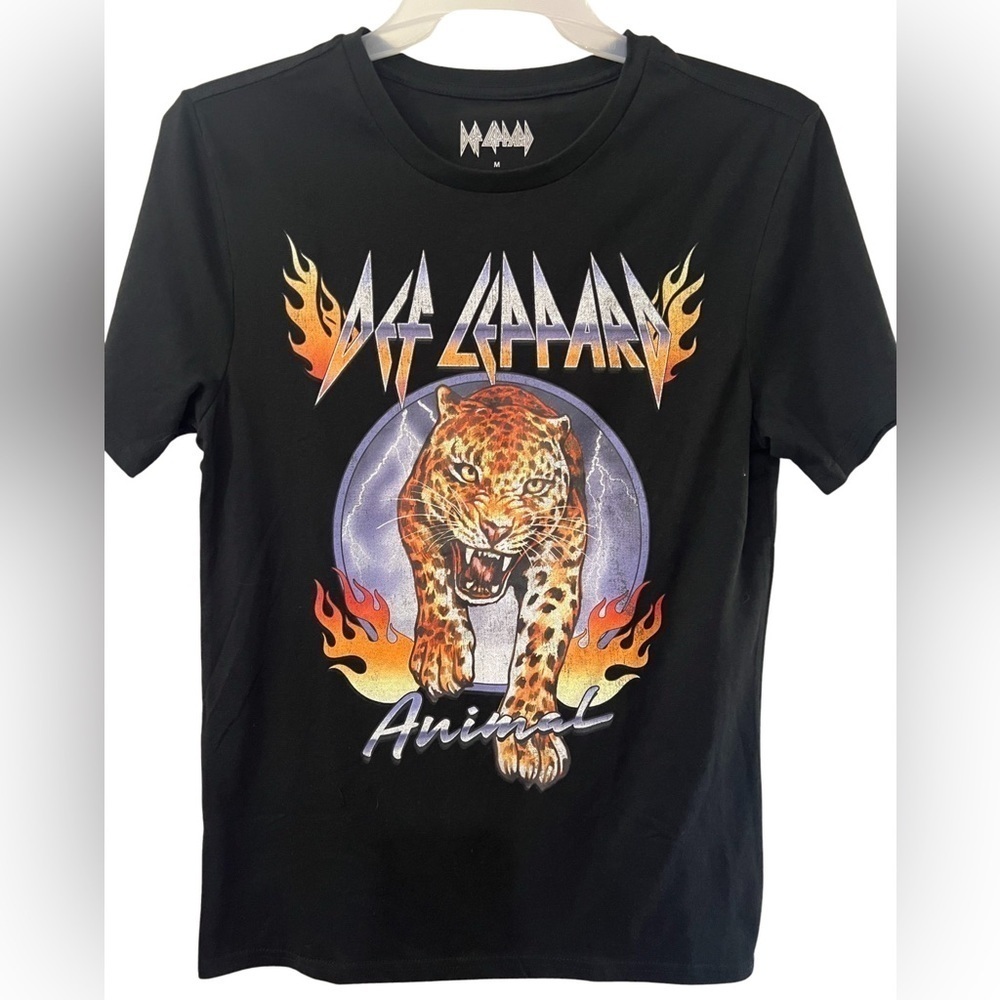 NWT, Def Leppard Graphic Band Tee Shirt